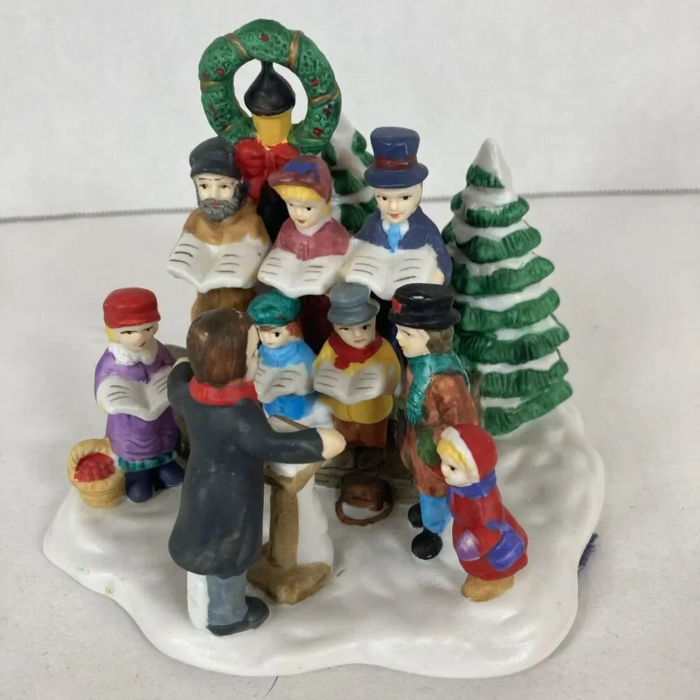 Dicken’s Collectables Caroling Group Hand Painted Porcelain Figurines Vtg 1997